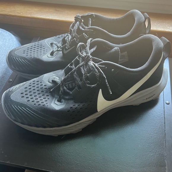 Nike Air Zoom Terra King 5 Size 9 - Picture 3 of 8
